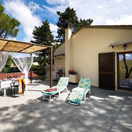 Il Pucchio Apartment Certaldo Luaran gambar