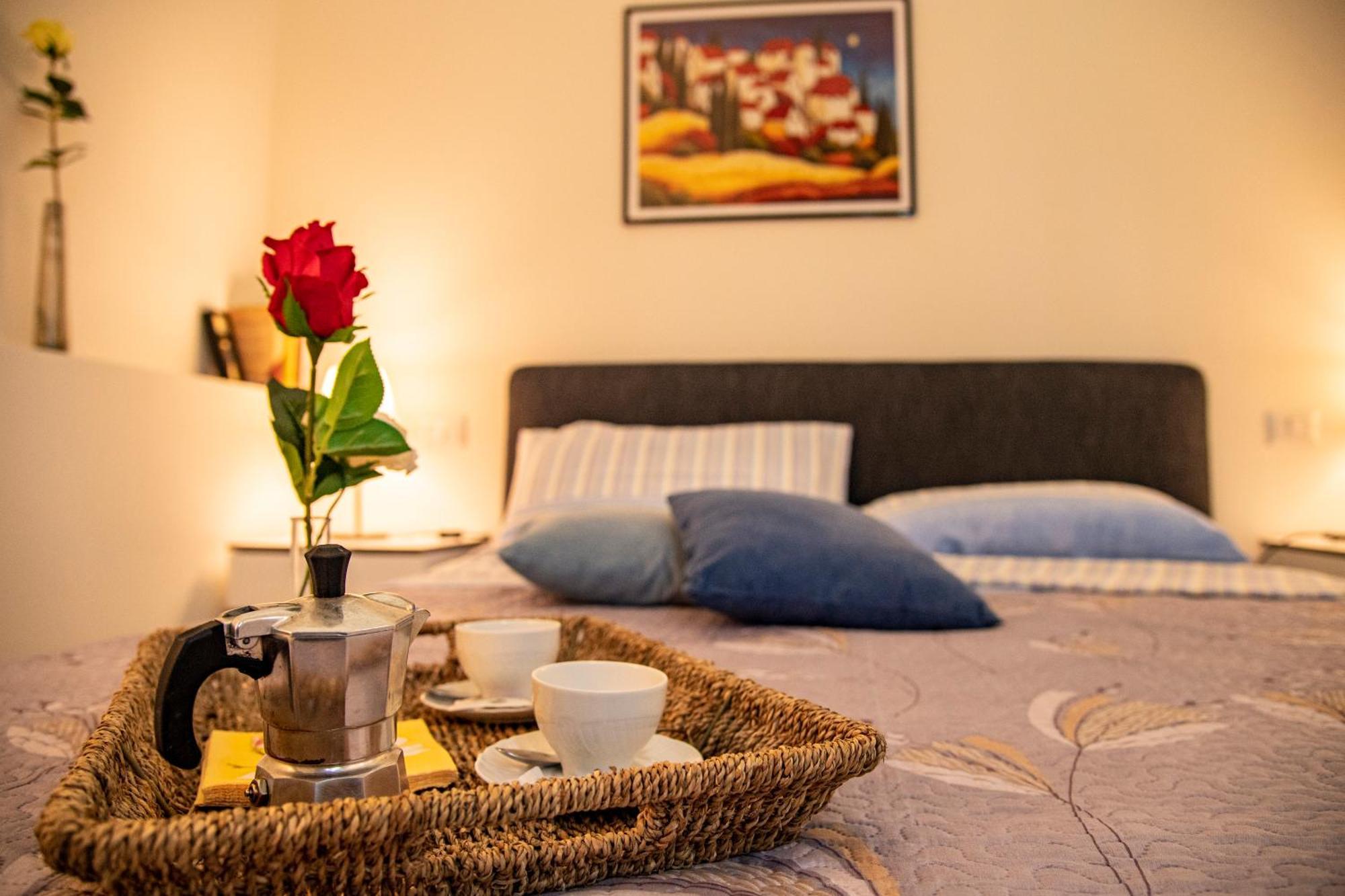 Il Pucchio Apartment Certaldo Luaran gambar