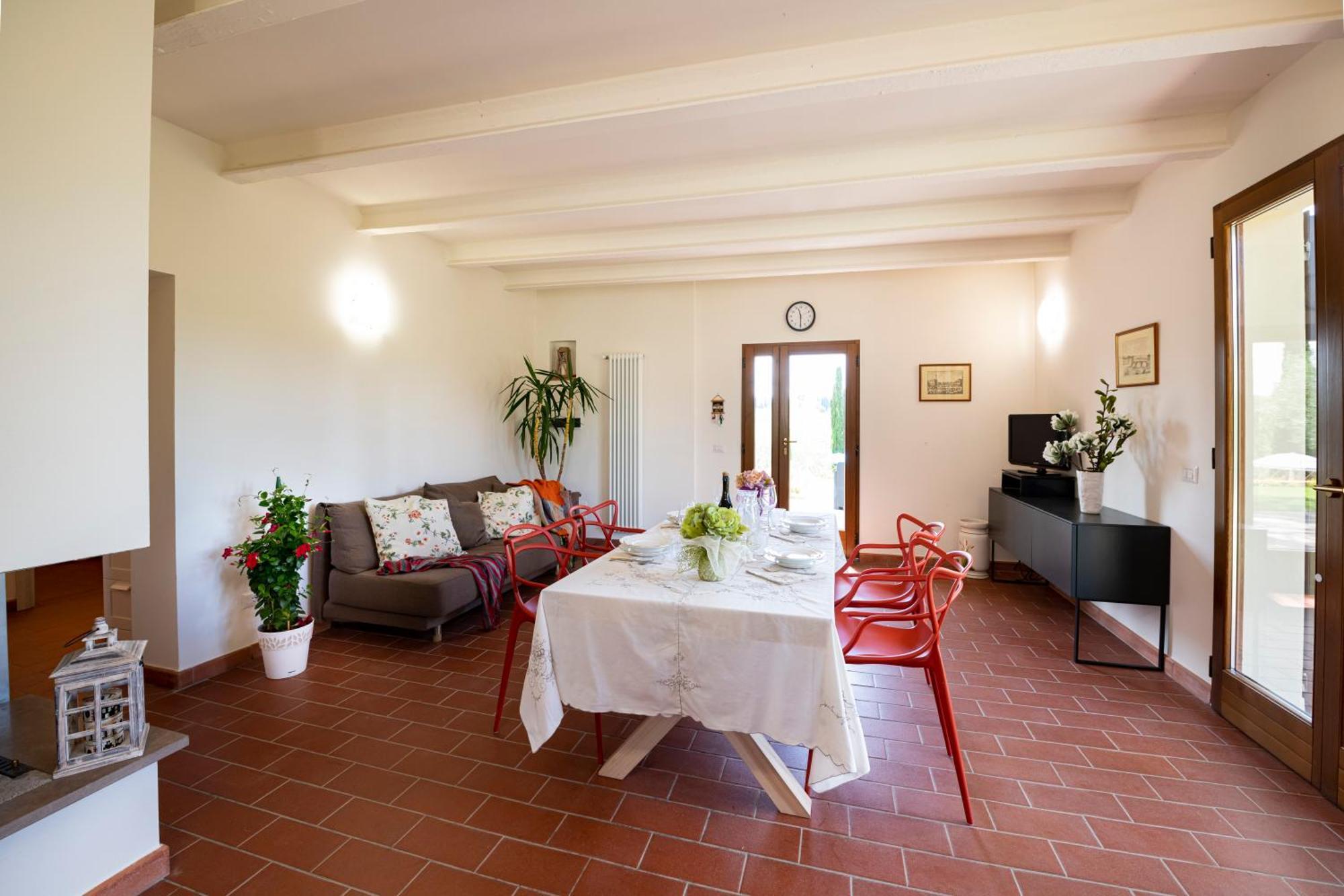 Il Pucchio Apartment Certaldo Luaran gambar