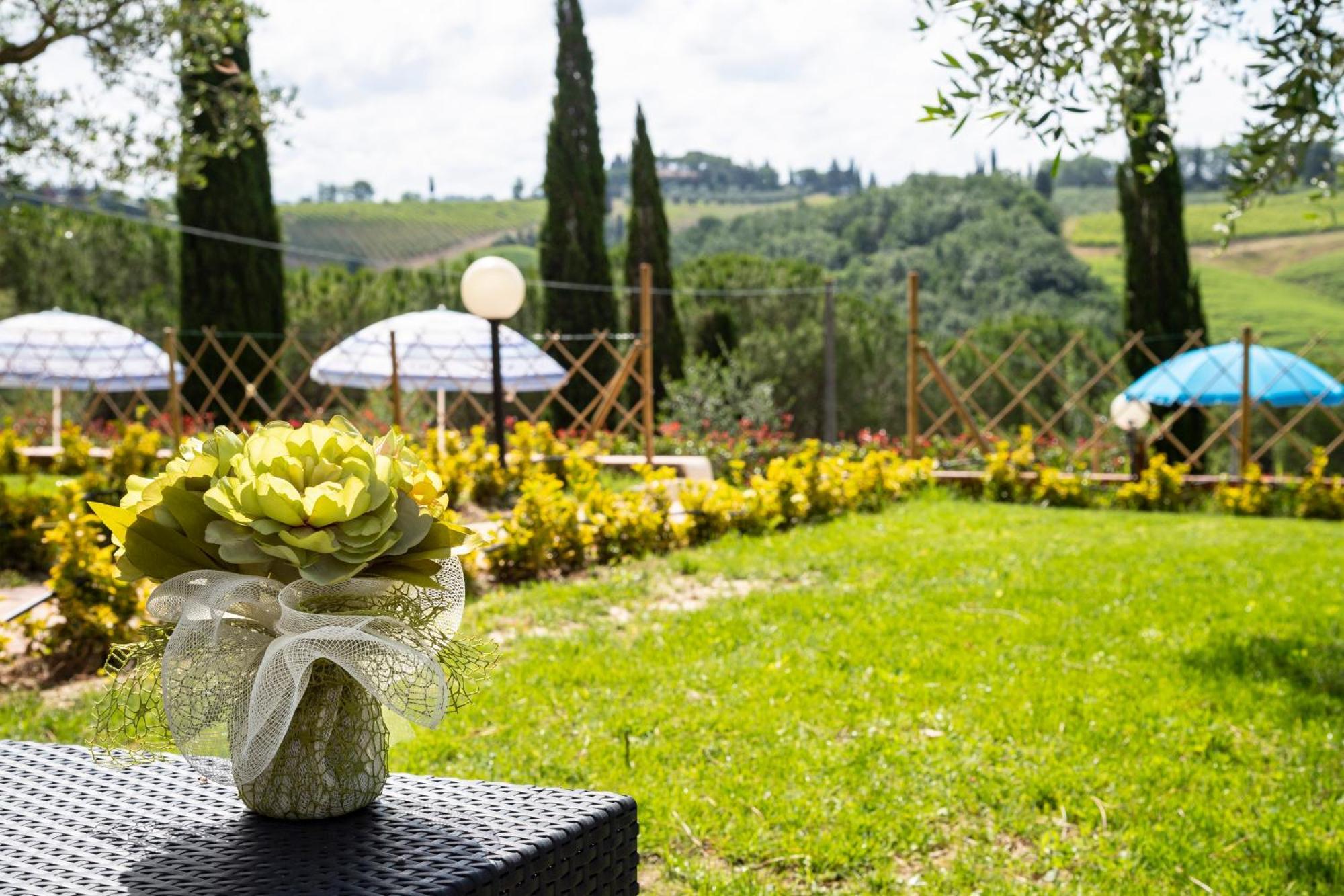 Il Pucchio Apartment Certaldo Luaran gambar