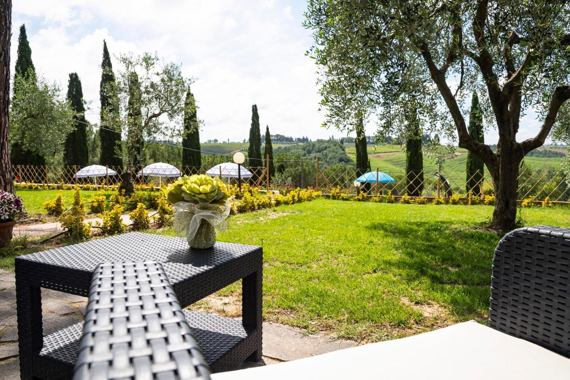 Il Pucchio Apartment Certaldo Luaran gambar